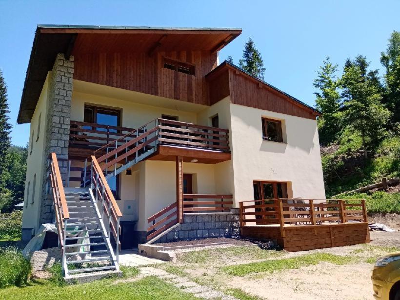 Alliss Apartment